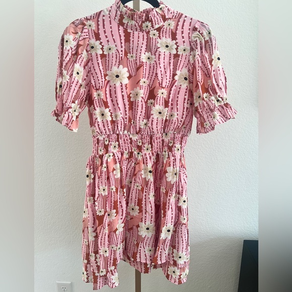 THML Dresses & Skirts - THML Floral Print Dress – Size Small